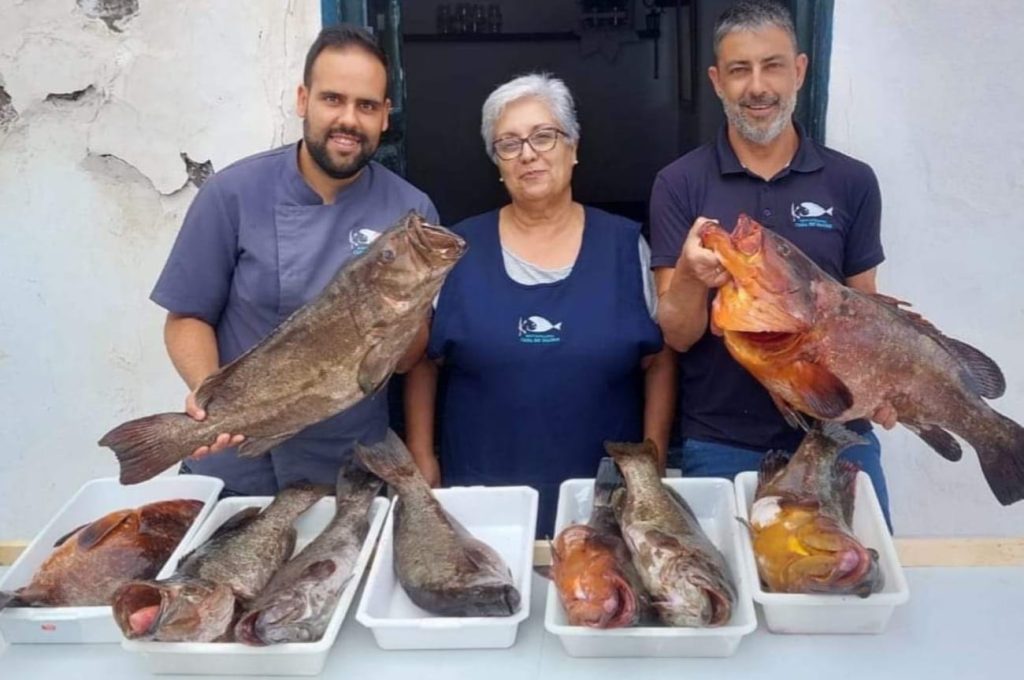 Mesón Casa Mi Madre - pescados frescos