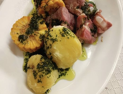Guachinche Casa Contreras - costillas con papas y piña